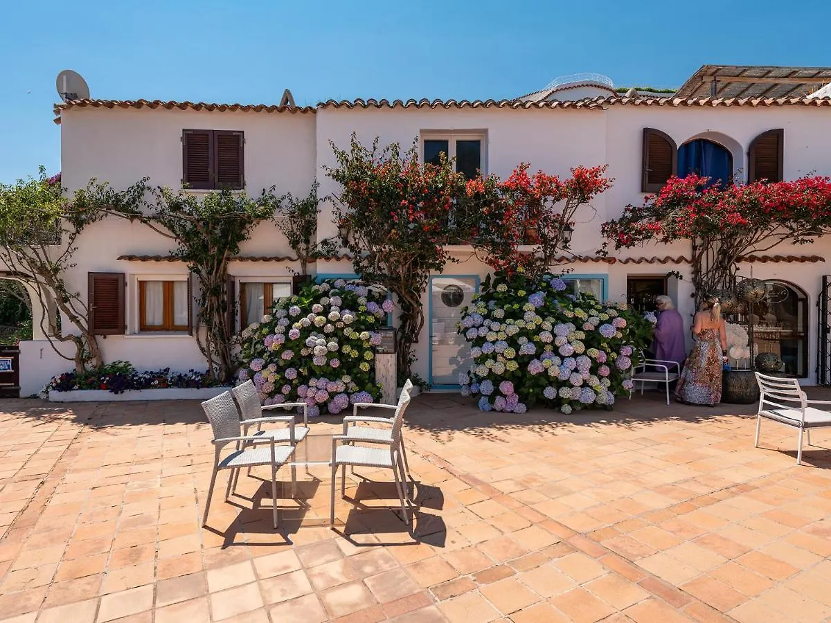 Hébergement de vacances Villa Relais Baia Di Nelson à Porto Rafael Italie
